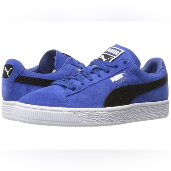 Puma Other - Puma Men’s Suede Classic True Blue with Black Detailing Size 9.